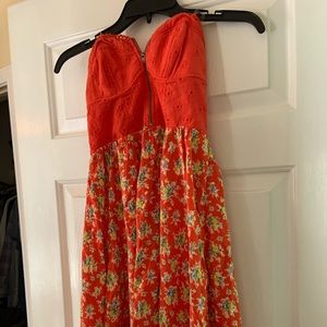 Women’s dress